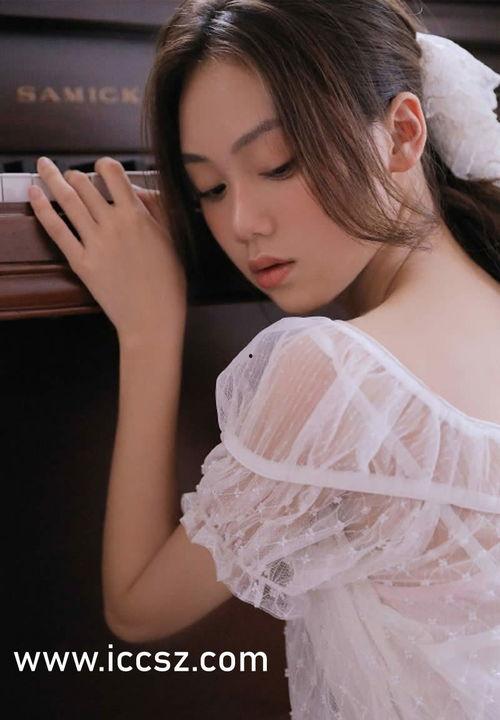 女成人用品吸奶视频,成人用品吸奶视频揭秘